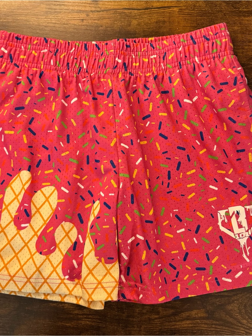 Baseball Lifestyle 101 Ice Cream Strawberry Youth Shorts YL Large NWT $50